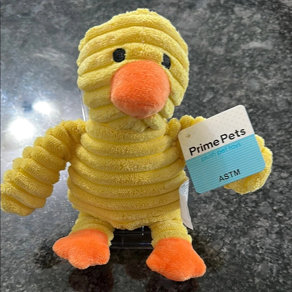 Prime Pets Plush Duck Squeaky Dog Toy Yellow & Orange NWT 7” x 8” Duck Duckling